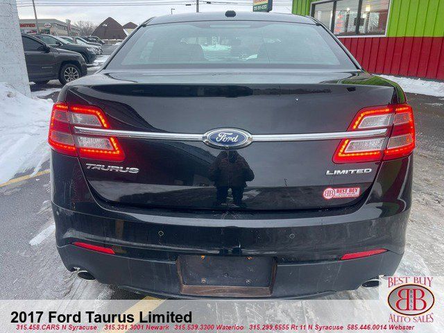 2017 Ford Taurus Limited