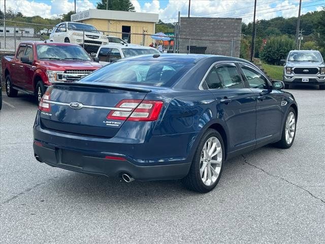 2017 Ford Taurus Limited