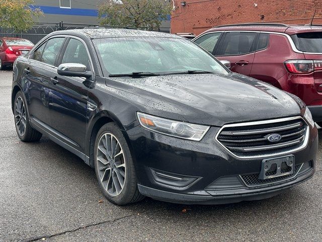 2017 Ford Taurus Limited