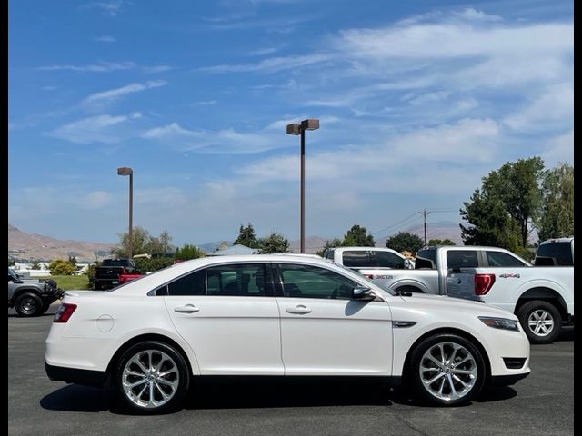 2017 Ford Taurus Limited