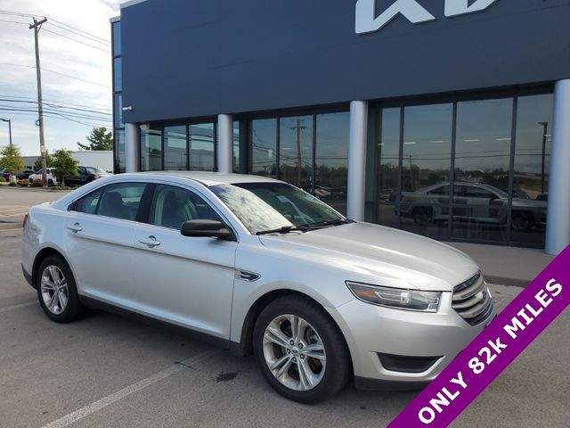 2017 Ford Taurus SE