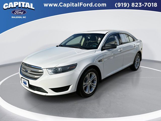 2017 Ford Taurus SE