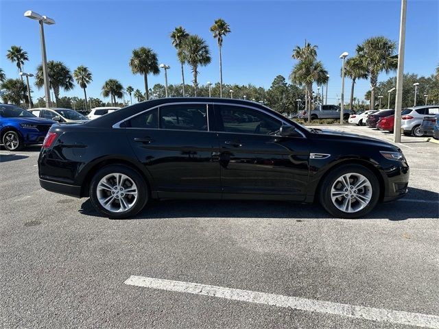 2017 Ford Taurus SE