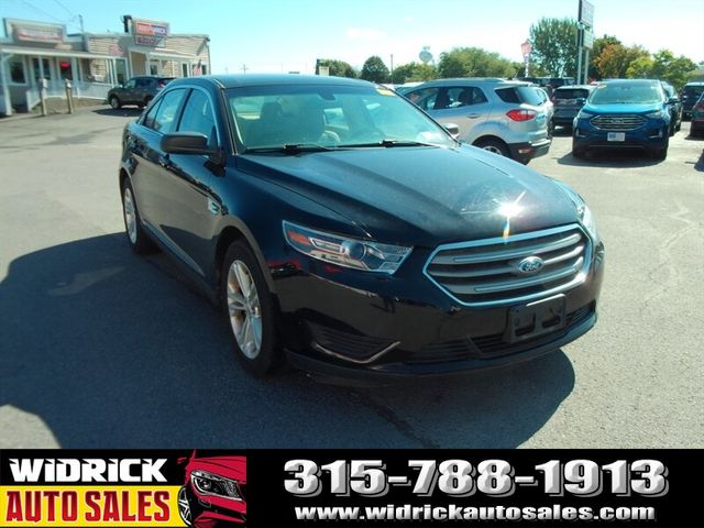 2017 Ford Taurus SE