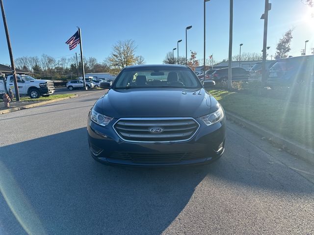 2017 Ford Taurus SE