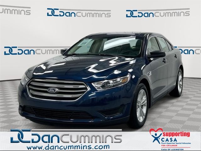 2017 Ford Taurus SE