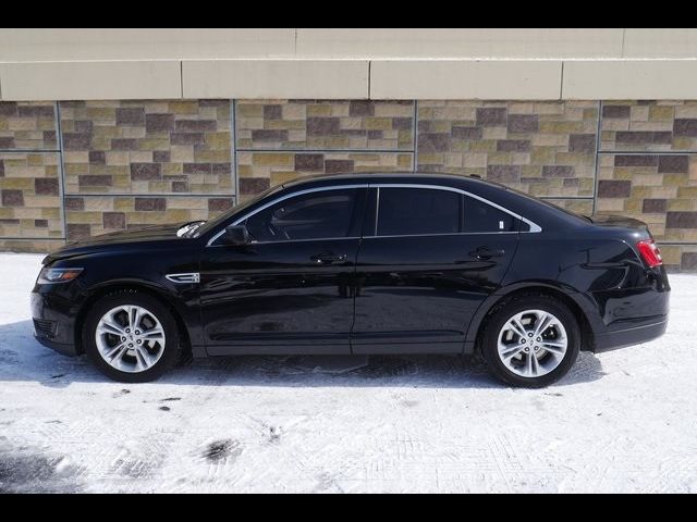 2017 Ford Taurus SE