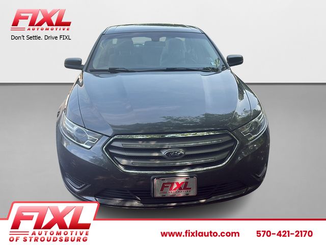 2017 Ford Taurus SE
