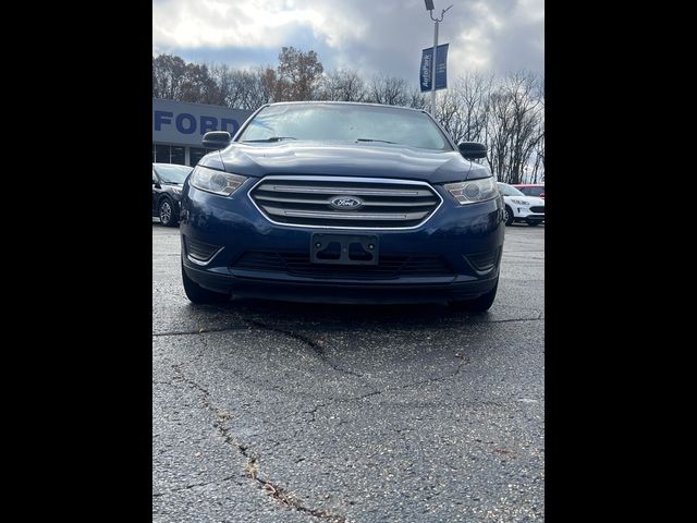 2017 Ford Taurus SE