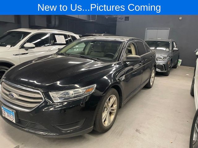 2017 Ford Taurus SE