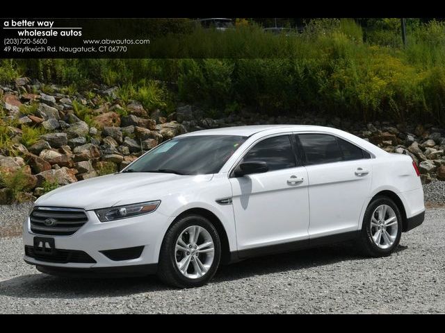 2017 Ford Taurus SE