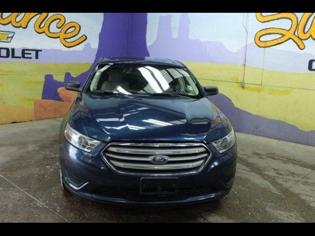 2017 Ford Taurus SE