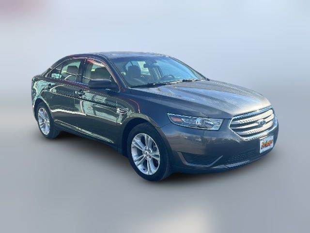 2017 Ford Taurus SE