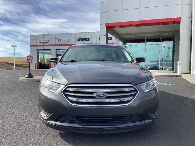 2017 Ford Taurus SE