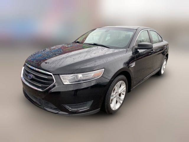 2017 Ford Taurus SE