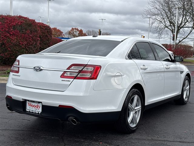 2017 Ford Taurus SE