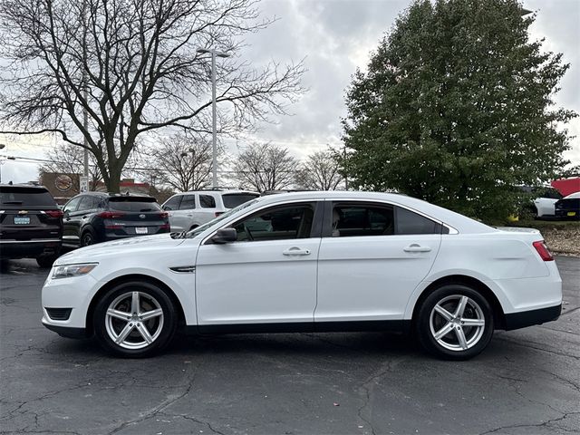 2017 Ford Taurus SE