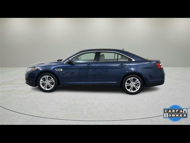 2017 Ford Taurus SE