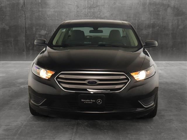 2017 Ford Taurus SE