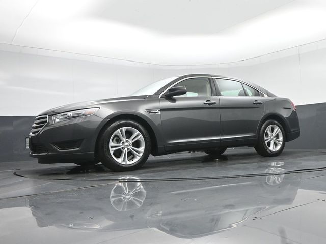2017 Ford Taurus SE