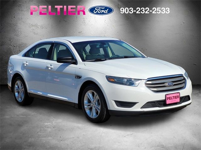 2017 Ford Taurus SE