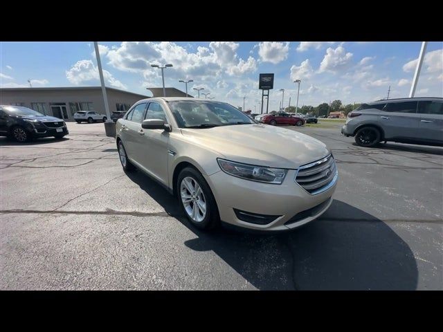 2017 Ford Taurus SEL