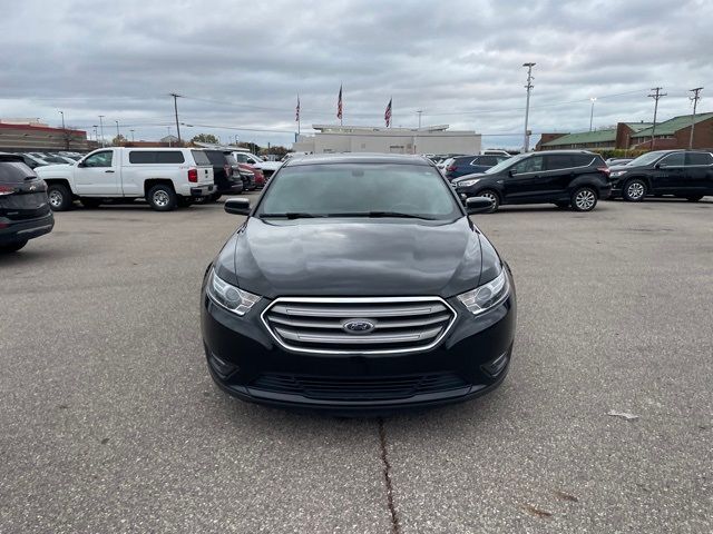 2017 Ford Taurus SEL