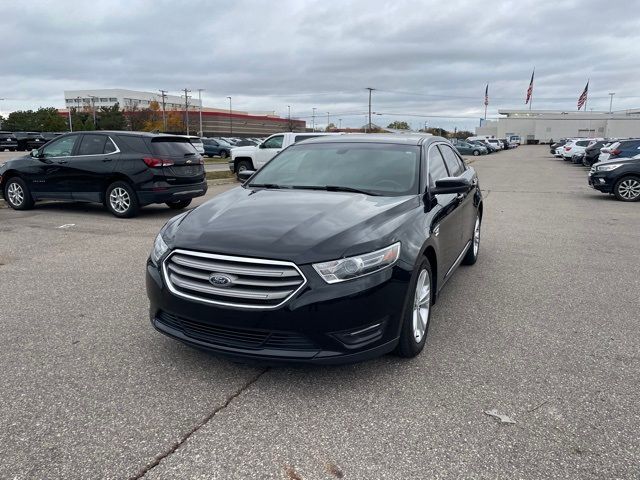 2017 Ford Taurus SEL