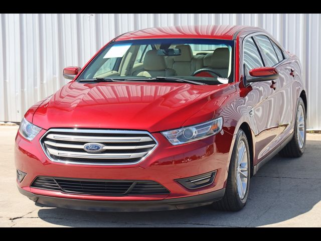 2017 Ford Taurus SEL