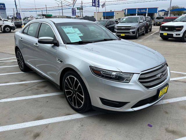 2017 Ford Taurus SEL