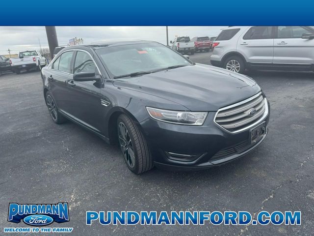 2017 Ford Taurus SEL