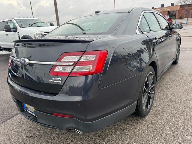 2017 Ford Taurus SEL