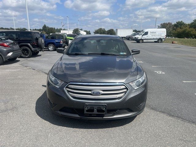 2017 Ford Taurus SEL