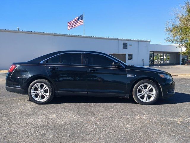 2017 Ford Taurus SEL