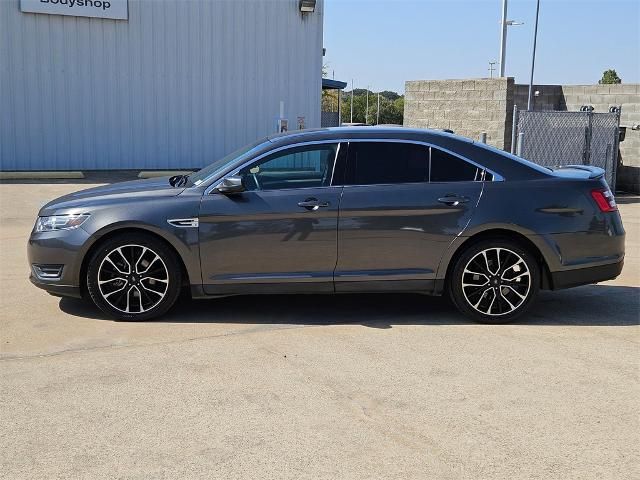 2017 Ford Taurus SEL