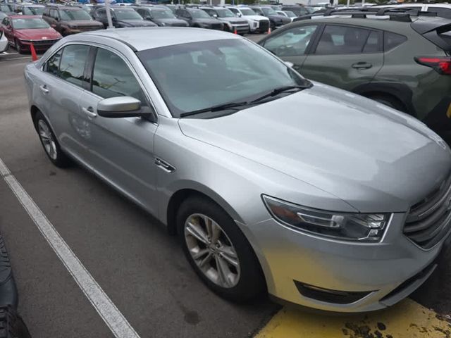 2017 Ford Taurus SEL