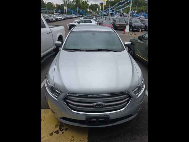 2017 Ford Taurus SEL