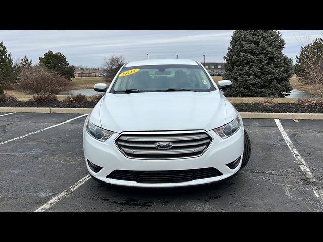 2017 Ford Taurus SEL