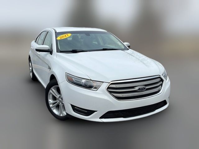 2017 Ford Taurus SEL