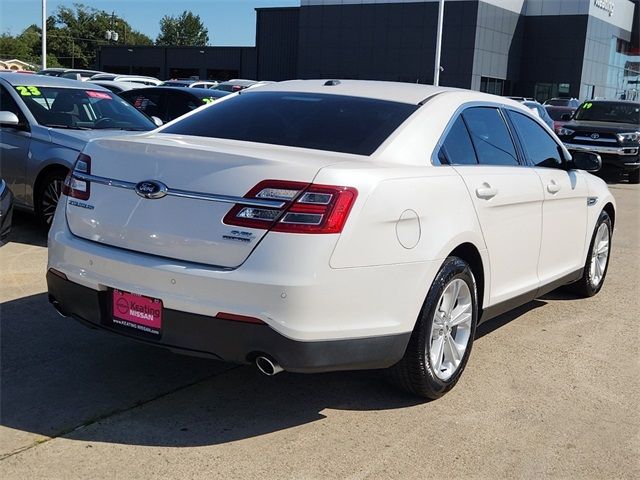 2017 Ford Taurus SEL