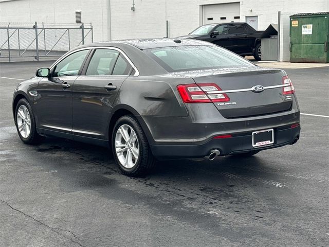 2017 Ford Taurus SEL