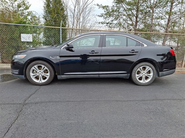 2017 Ford Taurus SEL