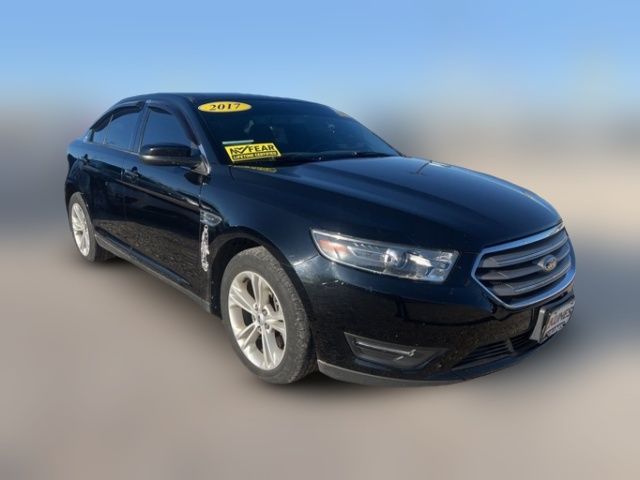 2017 Ford Taurus SEL