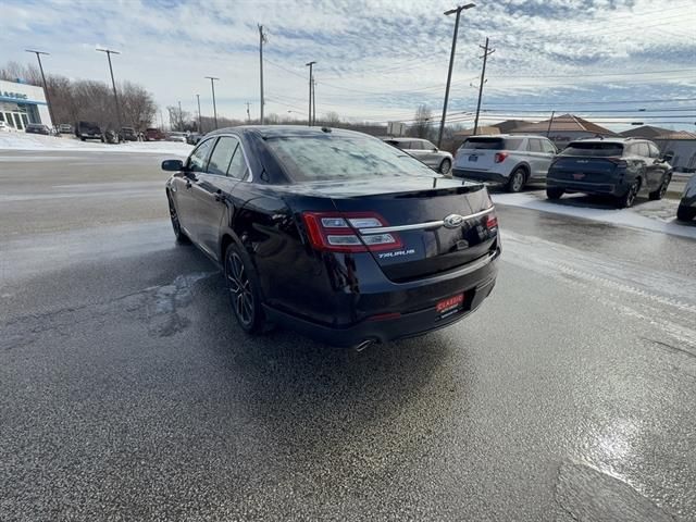 2017 Ford Taurus SEL