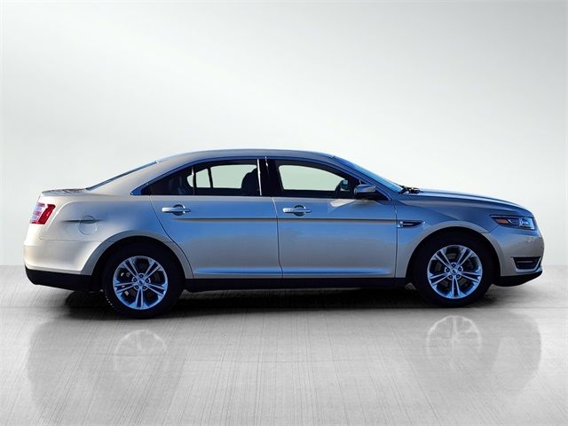 2017 Ford Taurus SEL