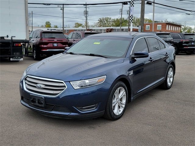 2017 Ford Taurus SEL