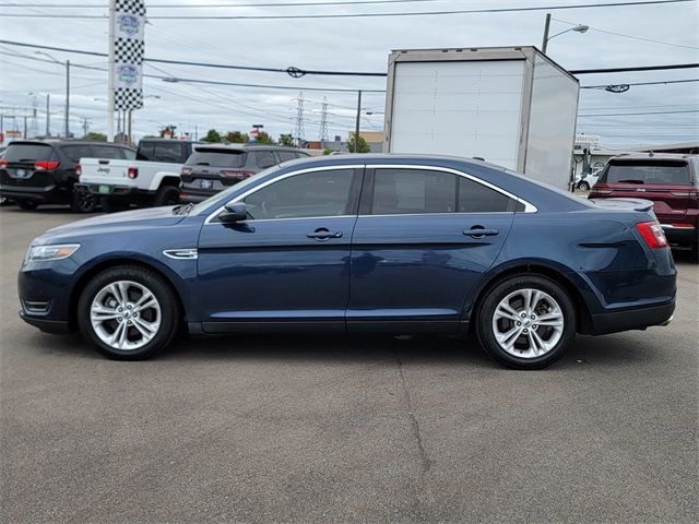 2017 Ford Taurus SEL