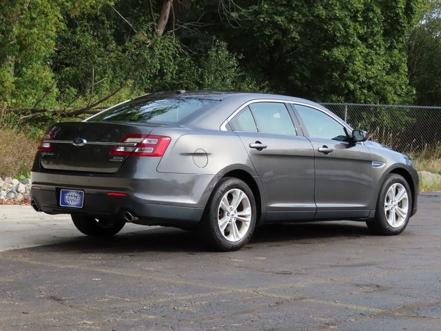 2017 Ford Taurus SEL