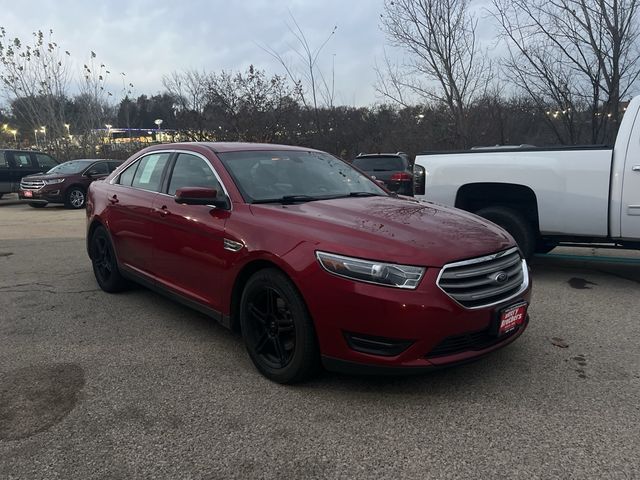 2017 Ford Taurus SEL