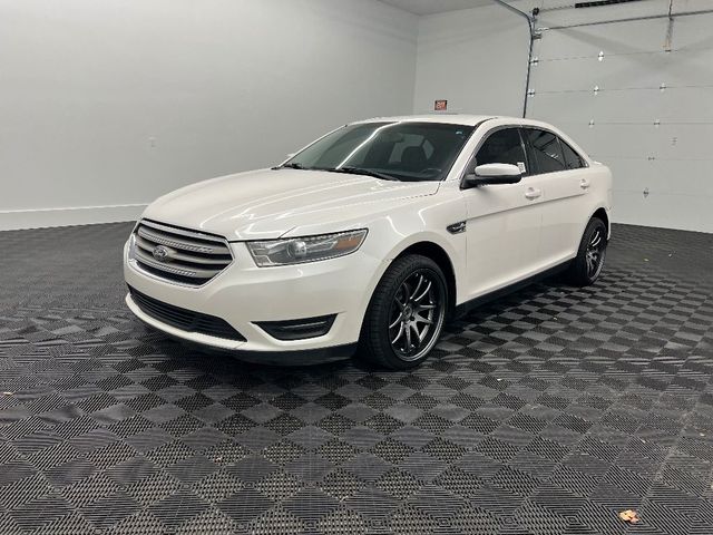 2017 Ford Taurus SEL